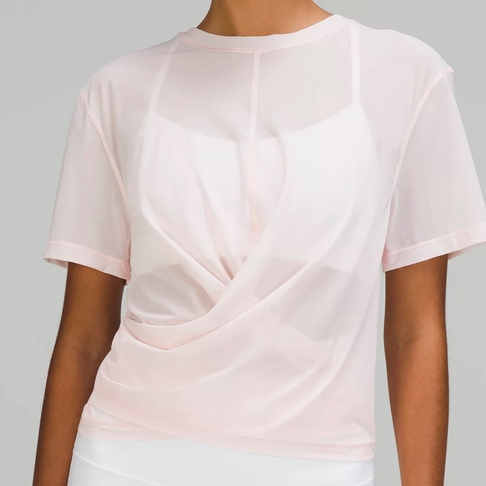 Lululemon top